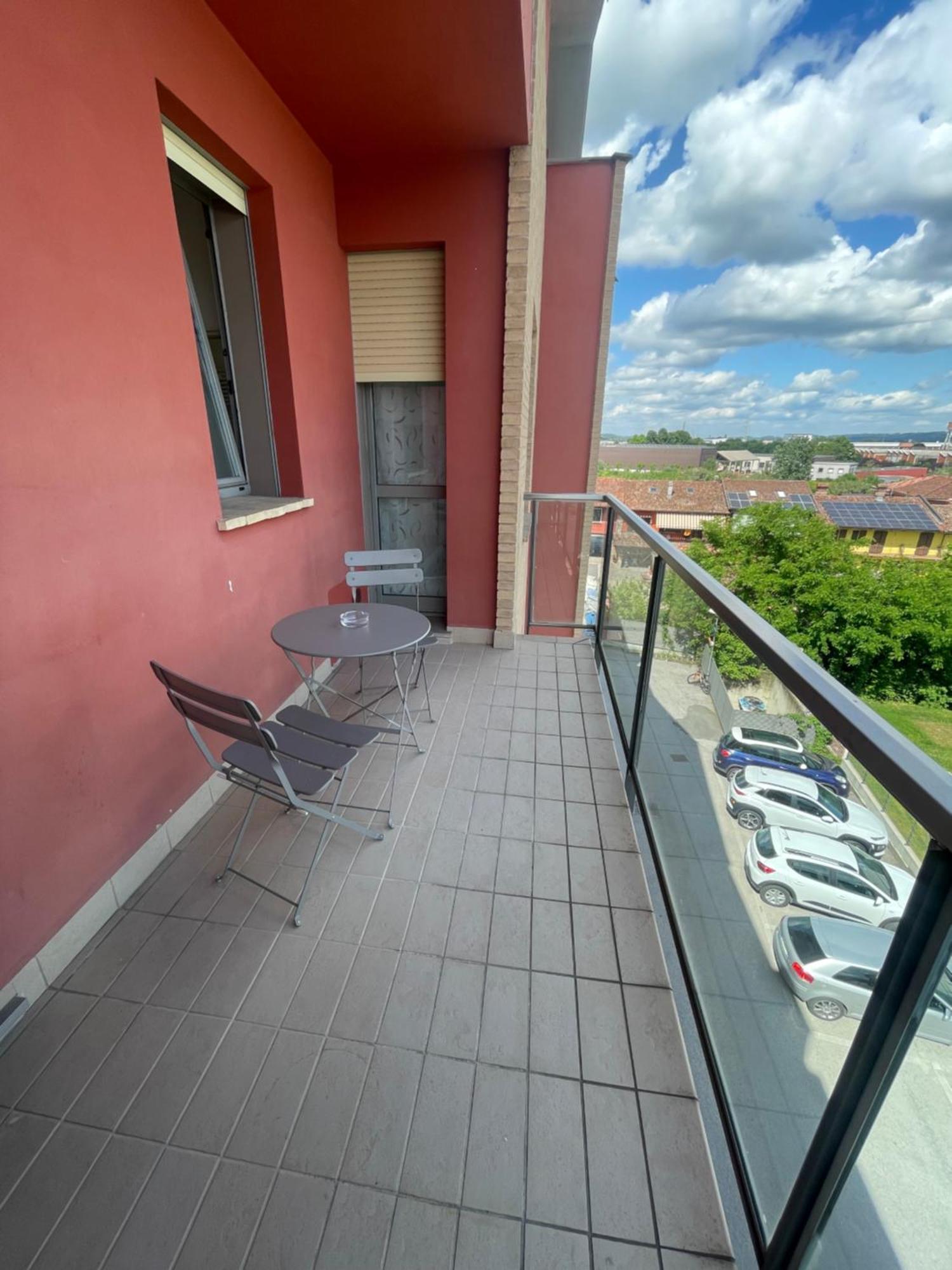 Borgo Divino Apartment อัลบา ภายนอก รูปภาพ