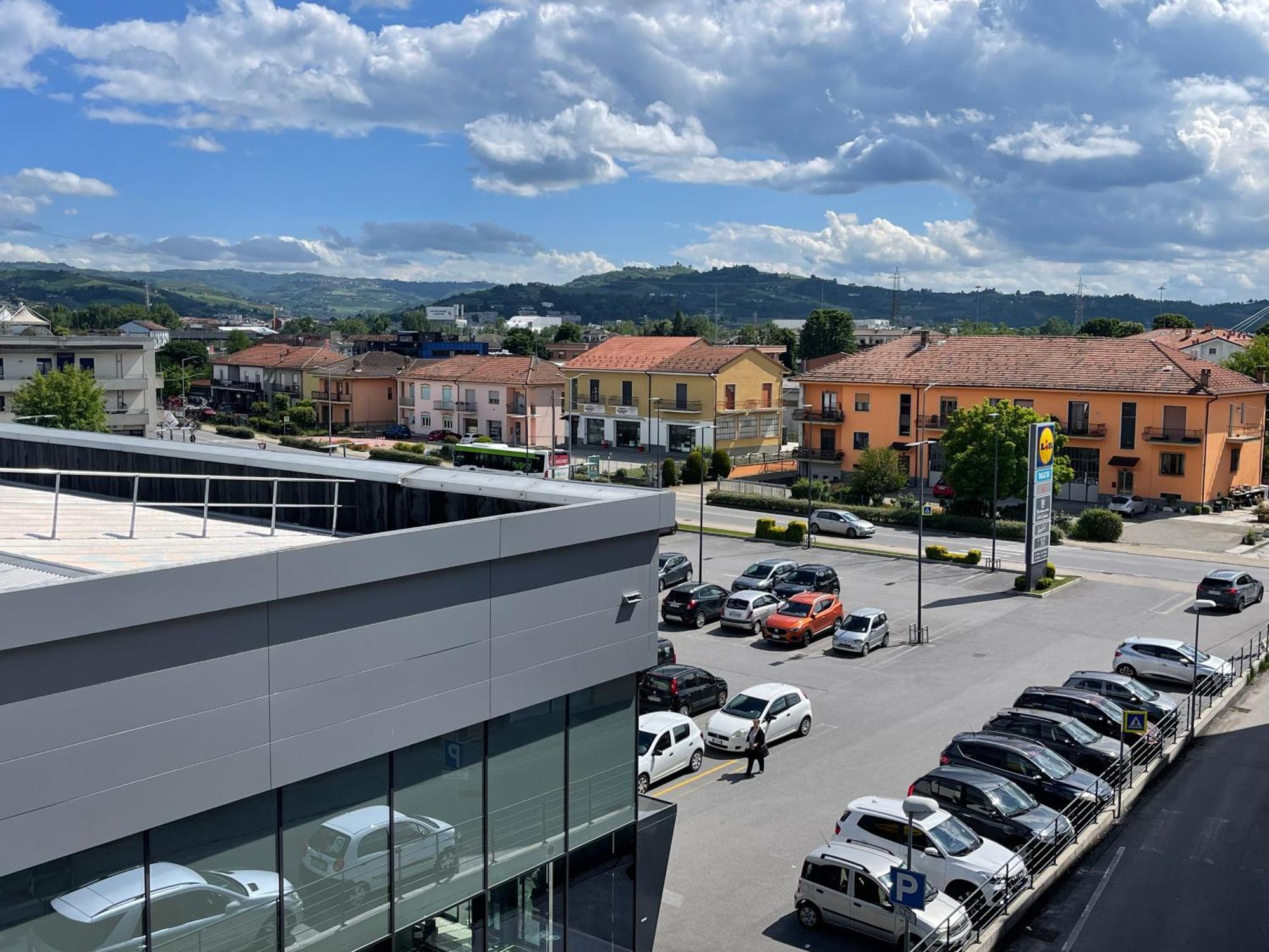Borgo Divino Apartment อัลบา ภายนอก รูปภาพ